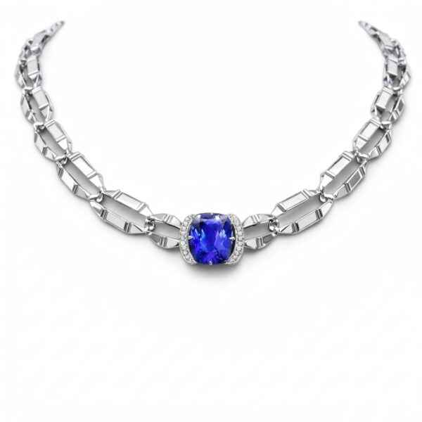 Anchor Necklace with 10.38 Tanzanite in 18K White Gold and 0.23 ct Diamonds