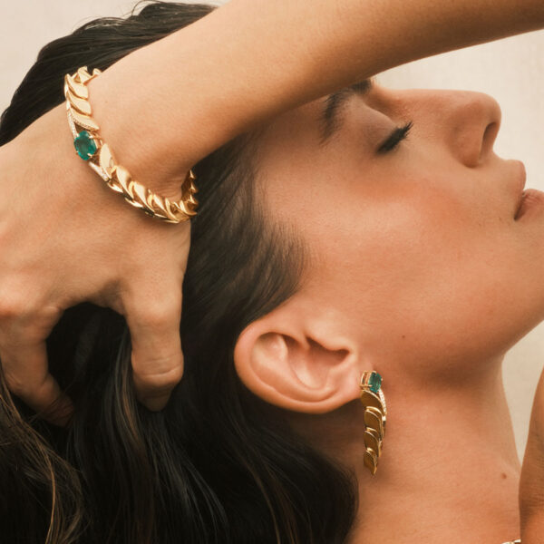 Alternative view of Iguana Bracelet with 3.37 ct Emerald in 18k Yellow Gold & 0.20 ct Diamonds