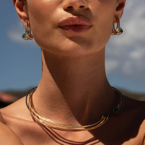 Wire Necklace 18K Gold with 6.4 ct Emerald and 0.65 ct Diamonds - Image 3