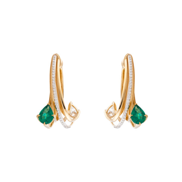 Elongated 18K yellow gold wire earrings with emerald drops and diamond accents